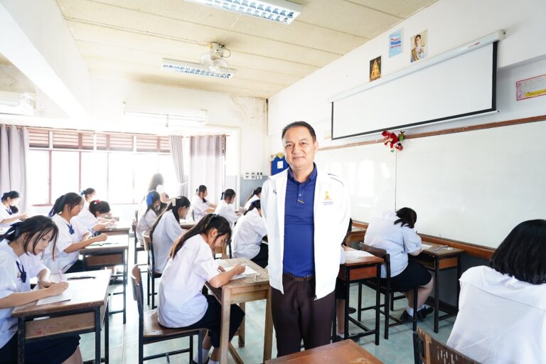 การสอบคัดเลือกนักเรียนเข้าศึกษาต่อชั้นมัธยมศึกษาปีที่ 4 ประจำปีการศึกษา 2569 ประเภทสอบคัดเลือกทั่วไปและเงื่อนไขพิเศษ