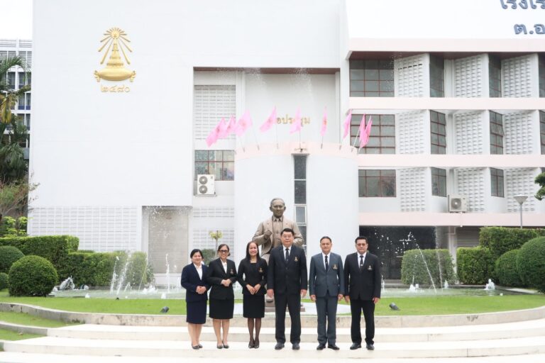 พิธีประดับพระเกี้ยวและการปฏิญาณตน ของนักเรียนโรงเรียนเตรียมอุดมศึกษา ประจำปีการศึกษา 2569